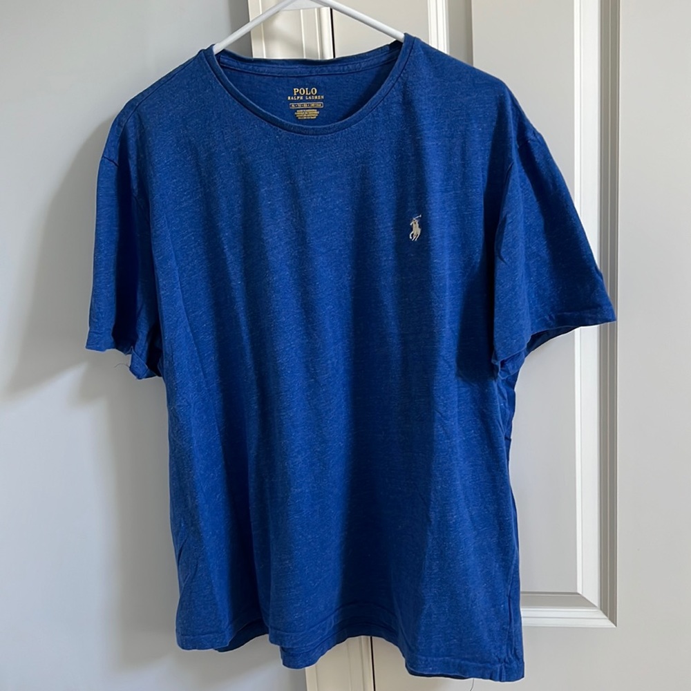 Polo Ralph Lauren t-shirt in excellent condition.